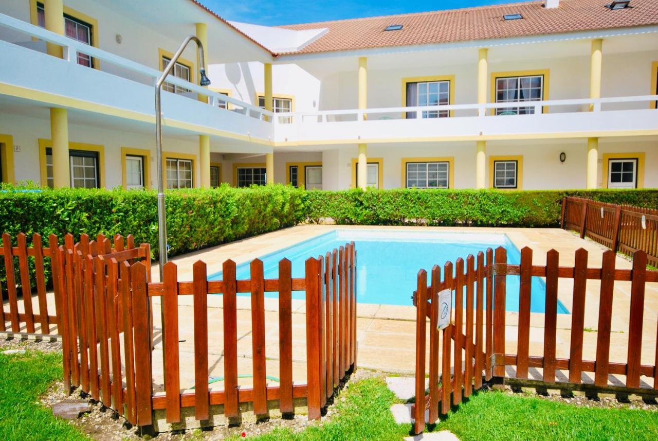 Catarina House - Baleal Beach, Balcony, Pool Ferrel  Buitenkant foto