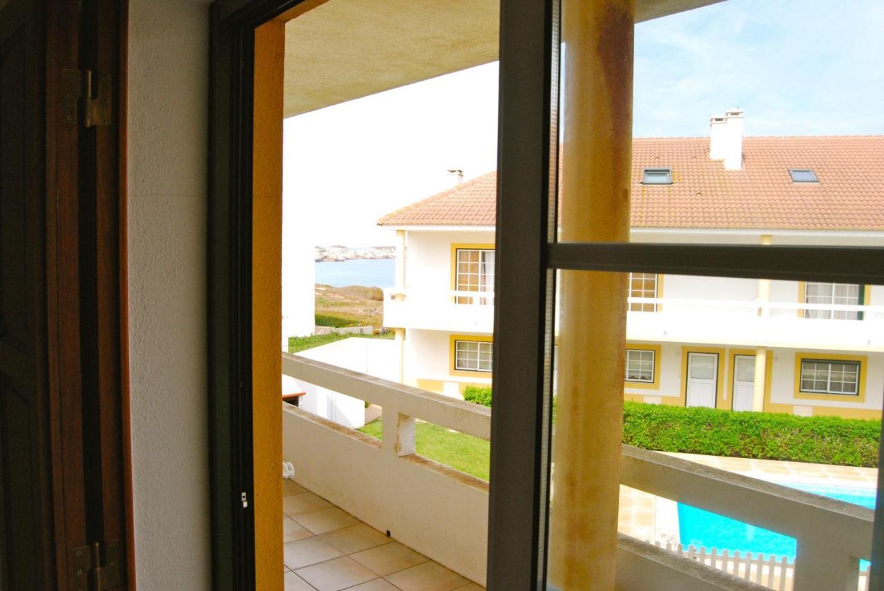 Catarina House - Baleal Beach, Balcony, Pool Ferrel  Buitenkant foto